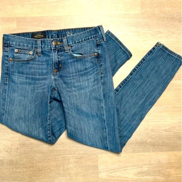 J. Crew Toothpick Ankle Jeans, size 26 - Picture 2 of 6